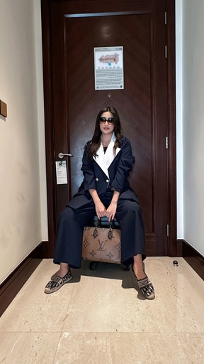 Classy Travel Suit (Black, S)
